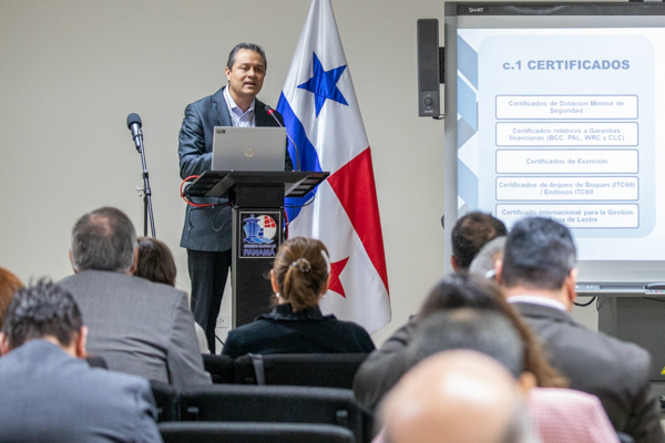 INDUCCION-A-EMBAJADORES-Y-CONSULES-6.jpg
