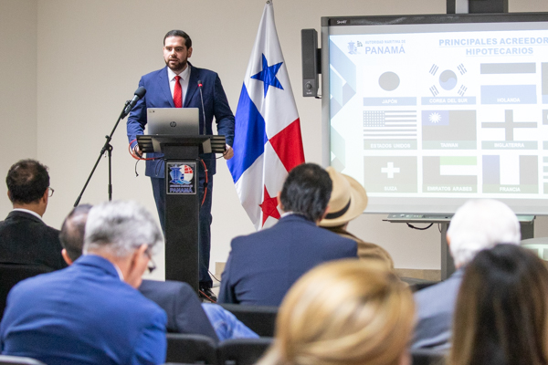 INDUCCION-A-EMBAJADORES-Y-CONSULES-7.jpg