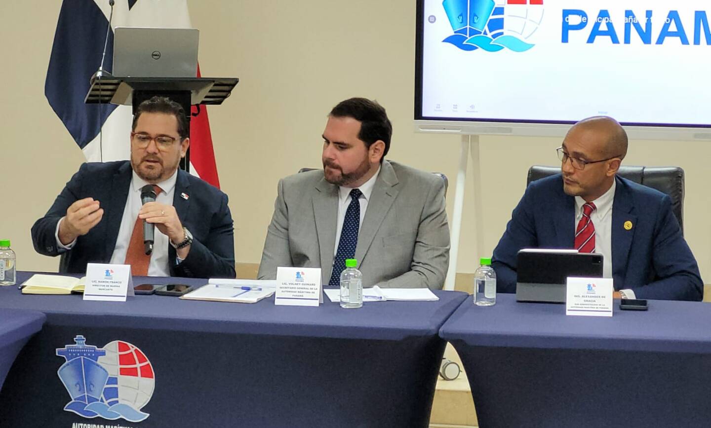 AMP Y APADEMAR TRAZAN HOJA DE RUTA PARA IMPULSAR LA INDUSTRIA MARÍTIMA