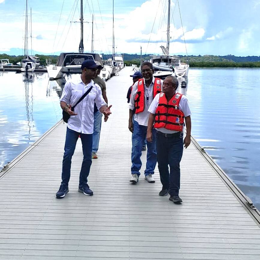 AMP Y MARINAS DISEÑAN ESTRATEGIAS PARA LA NAVEGACIÓN TURÍSTICA EN BOCAS DEL TORO