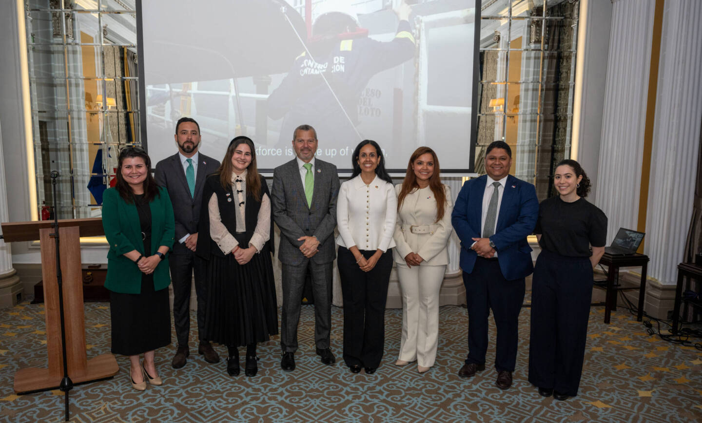 PANAMÁ OFICIALIZA SU POSTULACIÓN PARA CONTINUAR EN LA CATEGORÍA “A” DEL CONSEJO DE LA OMI