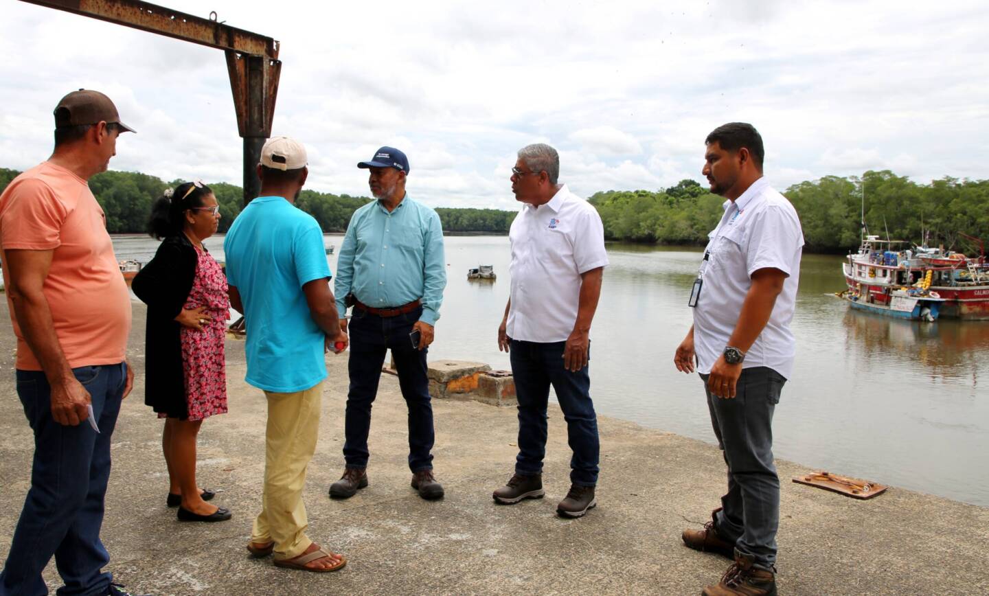 AMP Y COMUNIDADES COSTERAS IMPULSAN EL DESARROLLO  DE PUERTO MUTIS