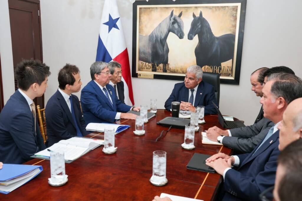 Presidente Mulino y Asociación de Navieros de Japón, dispuestos a colaborar en temas marítimos