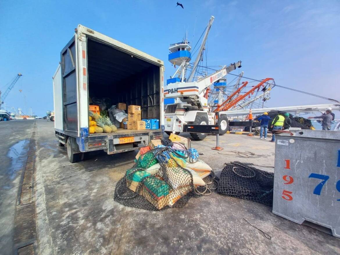 SERVICIO-MARITIMO-AVITUALLAMIENTO-1.jpg