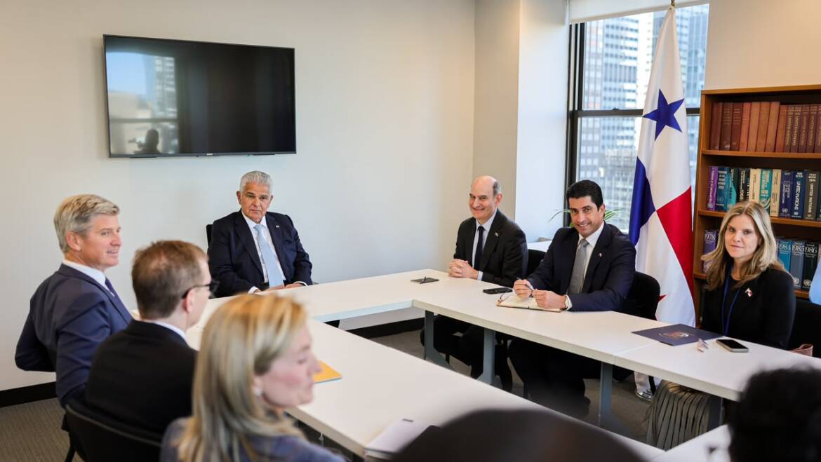 BLACKSTONE Y SSA MARINE MUESTRAN INTERÉS EN NUEVAS INVERSIONES EN PANAMÁ, TRAS REUNIÓN CON EL PRESIDENTE MULINO