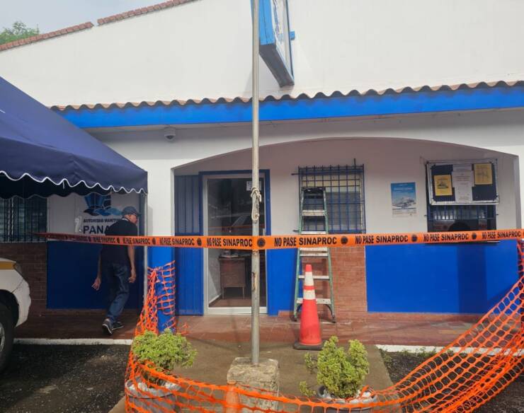 AMP AVANZA EN LA REACTIVACIÓN DE LAS OPERACIONES PORTUARIAS TRAS INSPECCIONES POR EL TERREMOTO